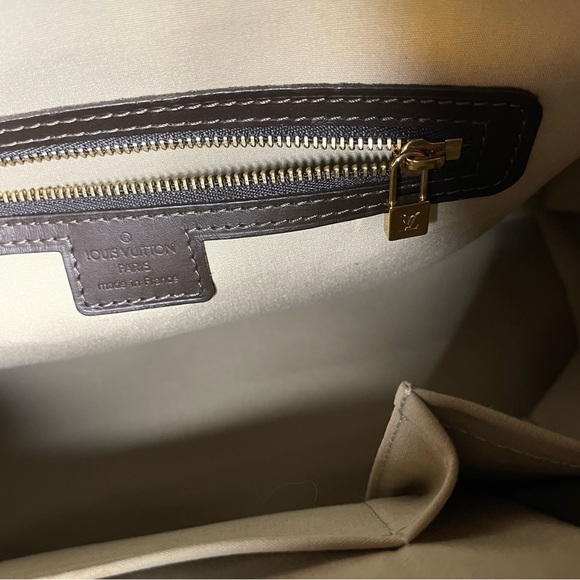 Louis Vuitton Olive Monogram Mini Lin
Josephine GM Boston bag - Picture 15 of 16